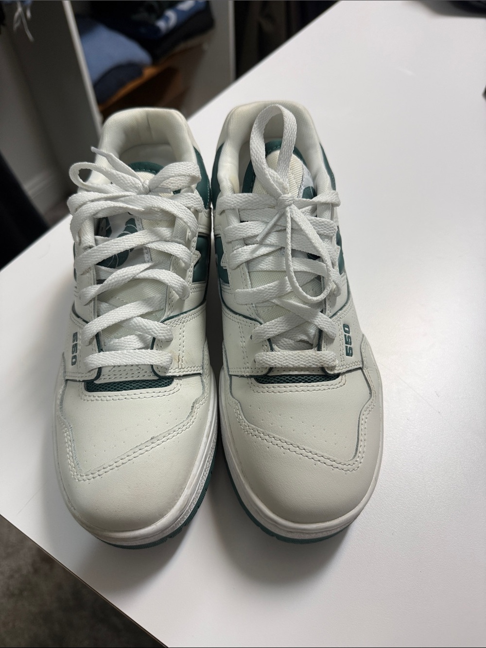 New Balance White and Green 550 Retro Low-Top Sneakers - Picture 2 of 7